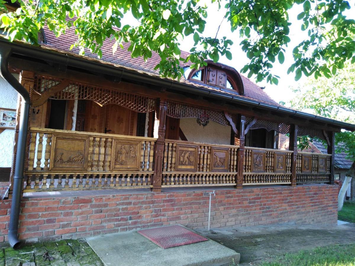 Umjetnicka Etno Kuca Luka Podravske Sesvete Exterior foto