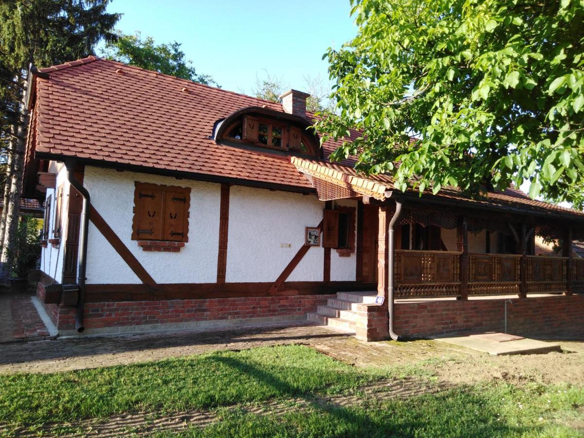 Umjetnicka Etno Kuca Luka Podravske Sesvete Exterior foto