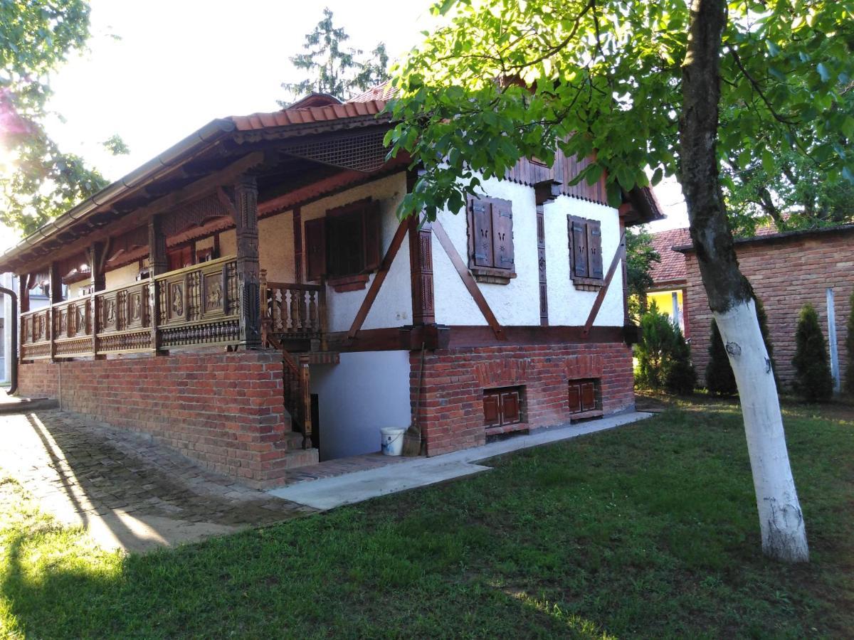 Umjetnicka Etno Kuca Luka Podravske Sesvete Exterior foto